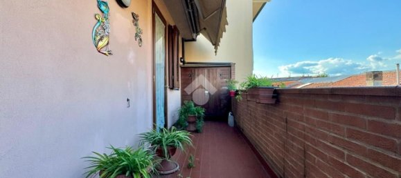 3 rooms Apartment in Prato, Italy No. 306468 27