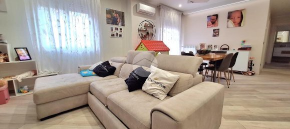 Apartamento de 5 habitaciónes en Palermo, Italy No. 15581 5