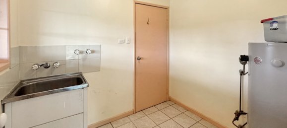 3 chambres Ferme à Brooklands, Australia No. 660 16