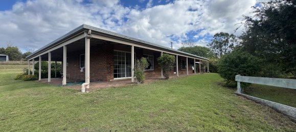 3 chambres Ferme à Brooklands, Australia No. 660 2