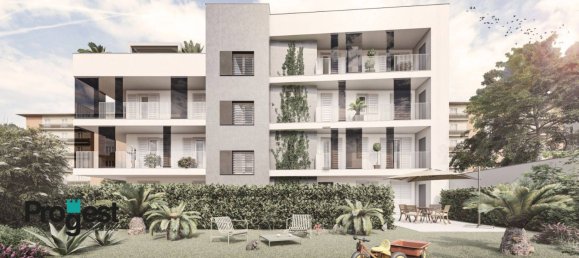 2 bedrooms Apartment in Naples, Italy No. 93141 6