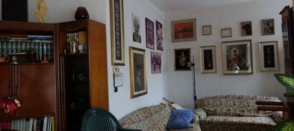 Apartamento de 3 dormitorios en Belluno, Italy No. 376998 3