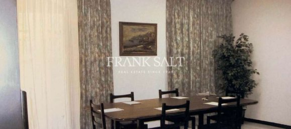 218m² Office in Valletta, Malta No. 12191 8