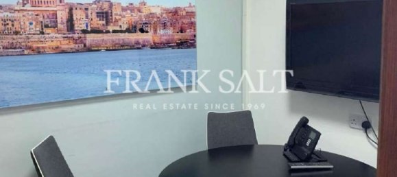 218m² Office in Valletta, Malta No. 12191 3