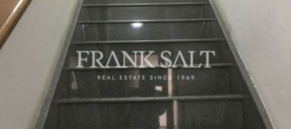 218m² Office in Valletta, Malta No. 12191 11