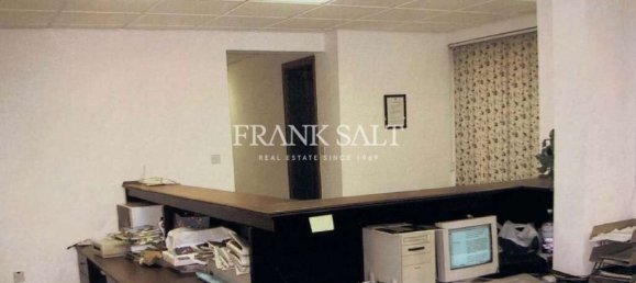 218m² Office in Valletta, Malta No. 12191 6