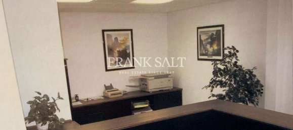 218m² Office in Valletta, Malta No. 12191 5