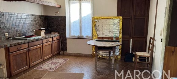 2 bedrooms House in Aigurande, France No. 249999 5