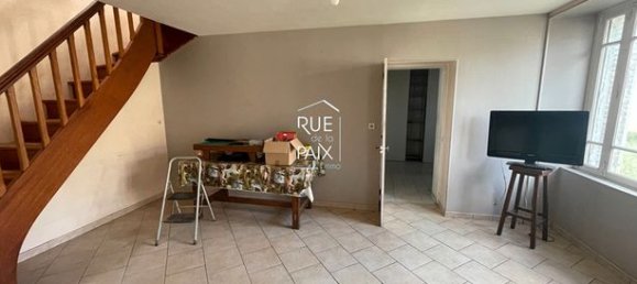 2 Schlafzimmer Haus in Vienne, France, Nr. 313625 3