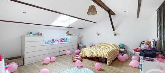 Apartamento de 4 dormitorios en Compiegne, France No. 309678 6