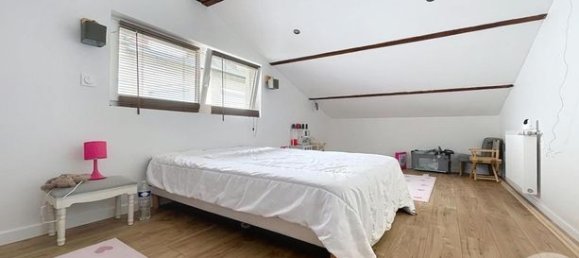 Apartamento de 4 dormitorios en Compiegne, France No. 309678 11