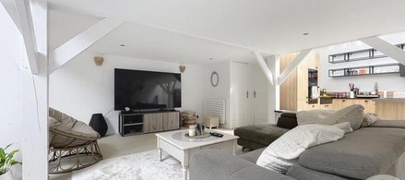 Apartamento de 4 dormitorios en Compiegne, France No. 309678 8