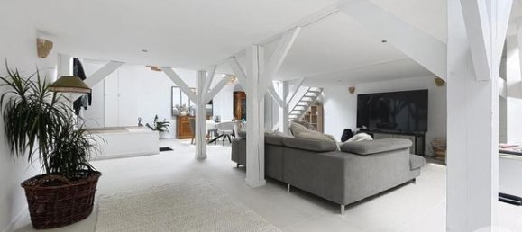 Apartamento de 4 dormitorios en Compiegne, France No. 309678 10