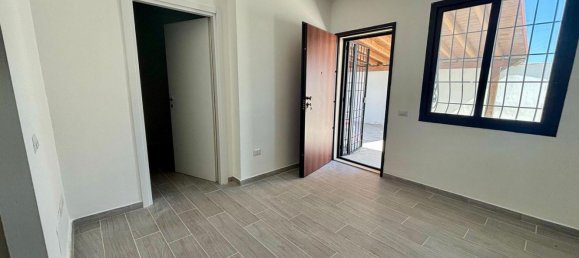 Villa de 3 habitaciónes en Ardea, Italy No. 68344 2