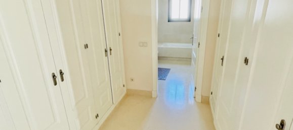 4 bedrooms Penthouse in Benahavis, Spain No. 4514 20