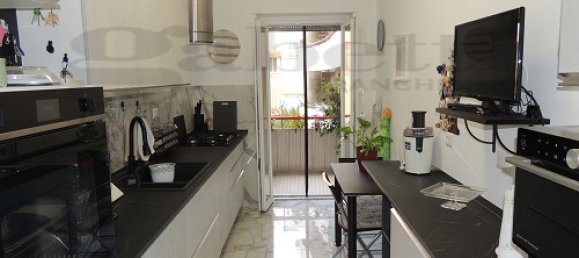 2 Schlafzimmer Wohnung in Rome, Italy, Nr. 56559 8