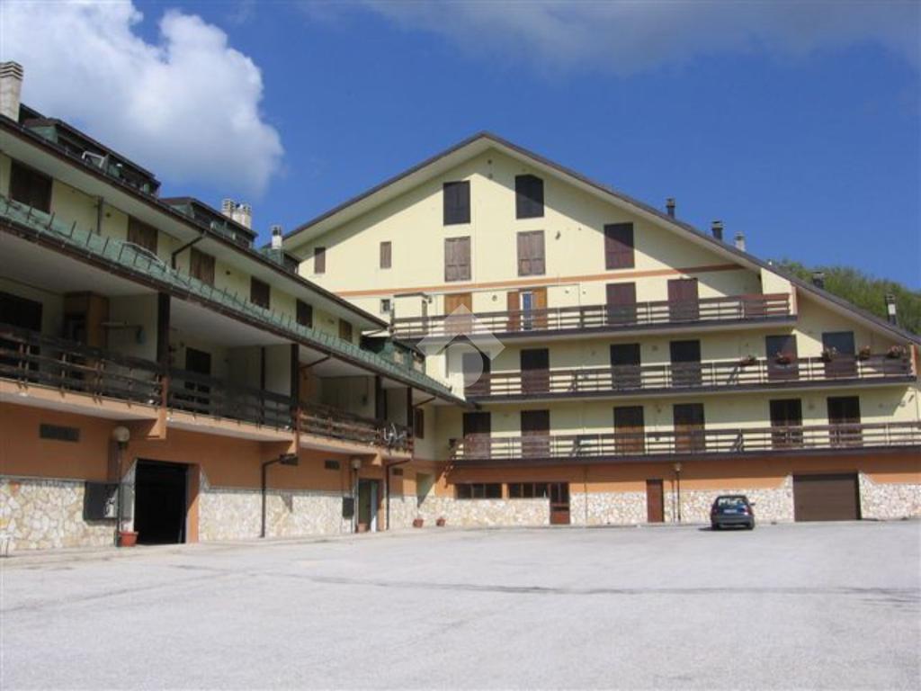 2 bedrooms Apartment in Roccaraso, Italy No. 371371