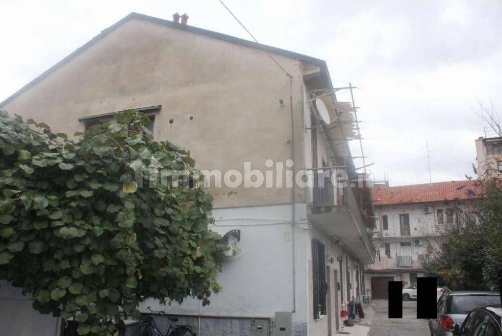 3 bedrooms Apartment in Gerenzano, Italy No. 283536