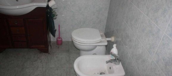 3 bedrooms Apartment in Gerenzano, Italy No. 283536 8