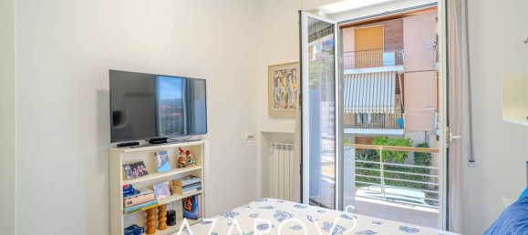 2 Schlafzimmer Wohnung in Sanremo, Italy, Nr. 267159 9