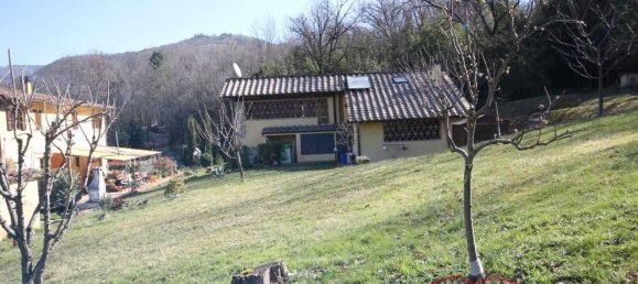 14 rooms House in Lucca, Italy No. 110335 4