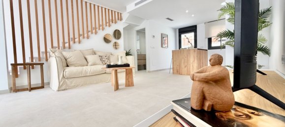 2 bedrooms Villa in Alicante, Spain No. 16608 15