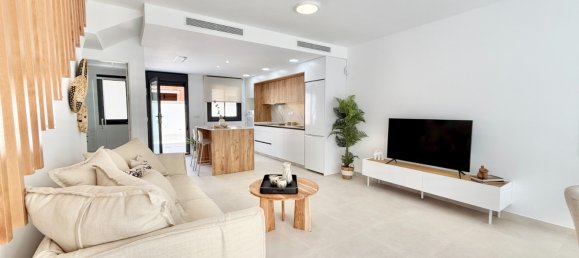 2 bedrooms Villa in Alicante, Spain No. 16608 16