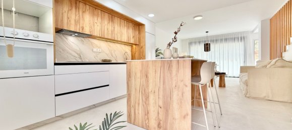 2 bedrooms Villa in Alicante, Spain No. 16608 18