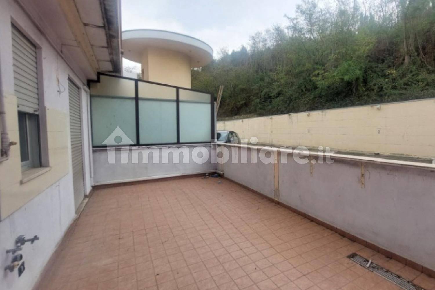 Bureau à San Giovanni Teatino, Italy 97m² No. 322084