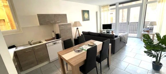 2 bedrooms Building in Die, France No. 269594 12