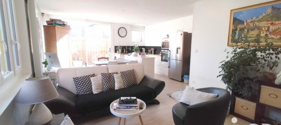 2 bedrooms Building in Die, France No. 269594 2