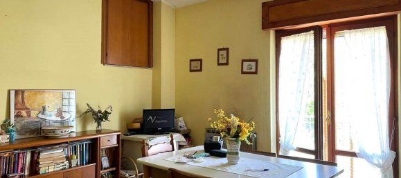6 rooms Apartment in Pentone, Italy No. 219035 19