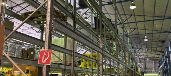 Entrepôt à Brunn am Gebirge, Austria 3782m² No. 196991 3