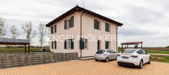 3 غرف نوم فيلا في Ravenna, Italy رقم 108401 9