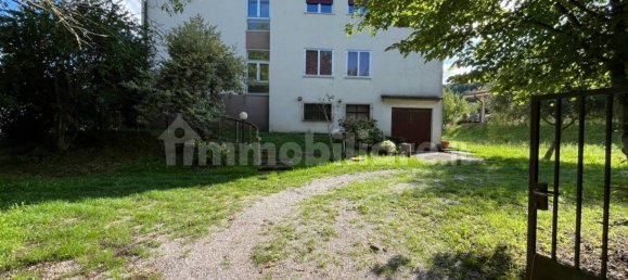 Apartamento de 3 dormitorios en Gorizia, Italy No. 263801 2