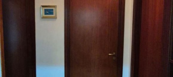 5 Schlafzimmer Wohnung in Torre Annunziata, Italy, Nr. 340057 23