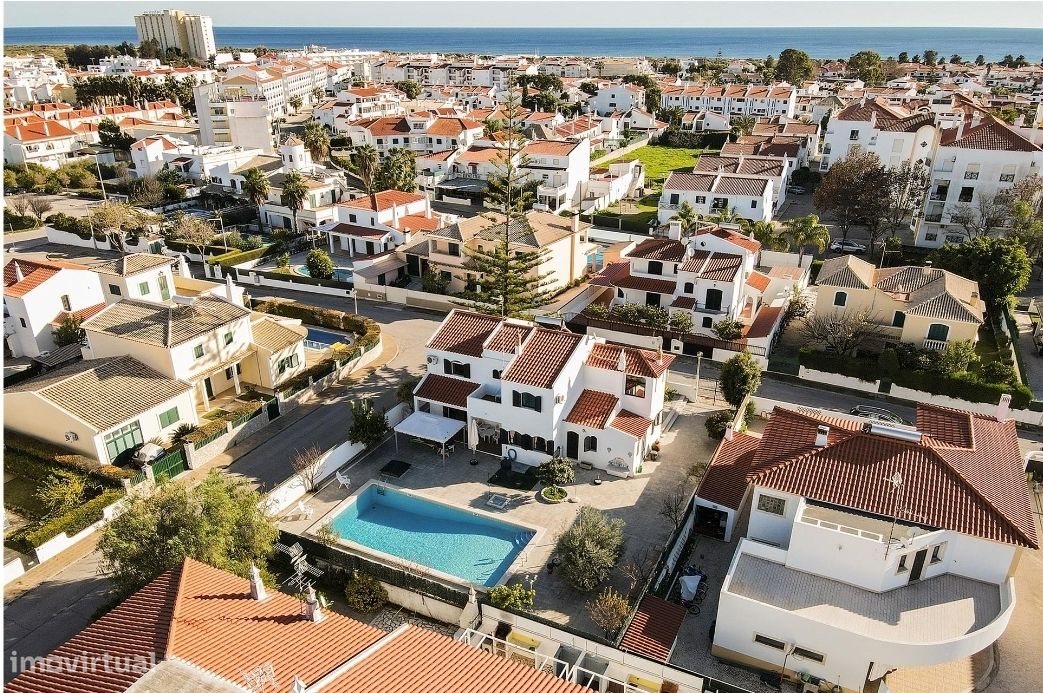 5 bedrooms House in Altura, Portugal No. 25386