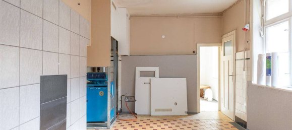 Здание с 13 комнатами в Нортхайм, Германия № 288224 7