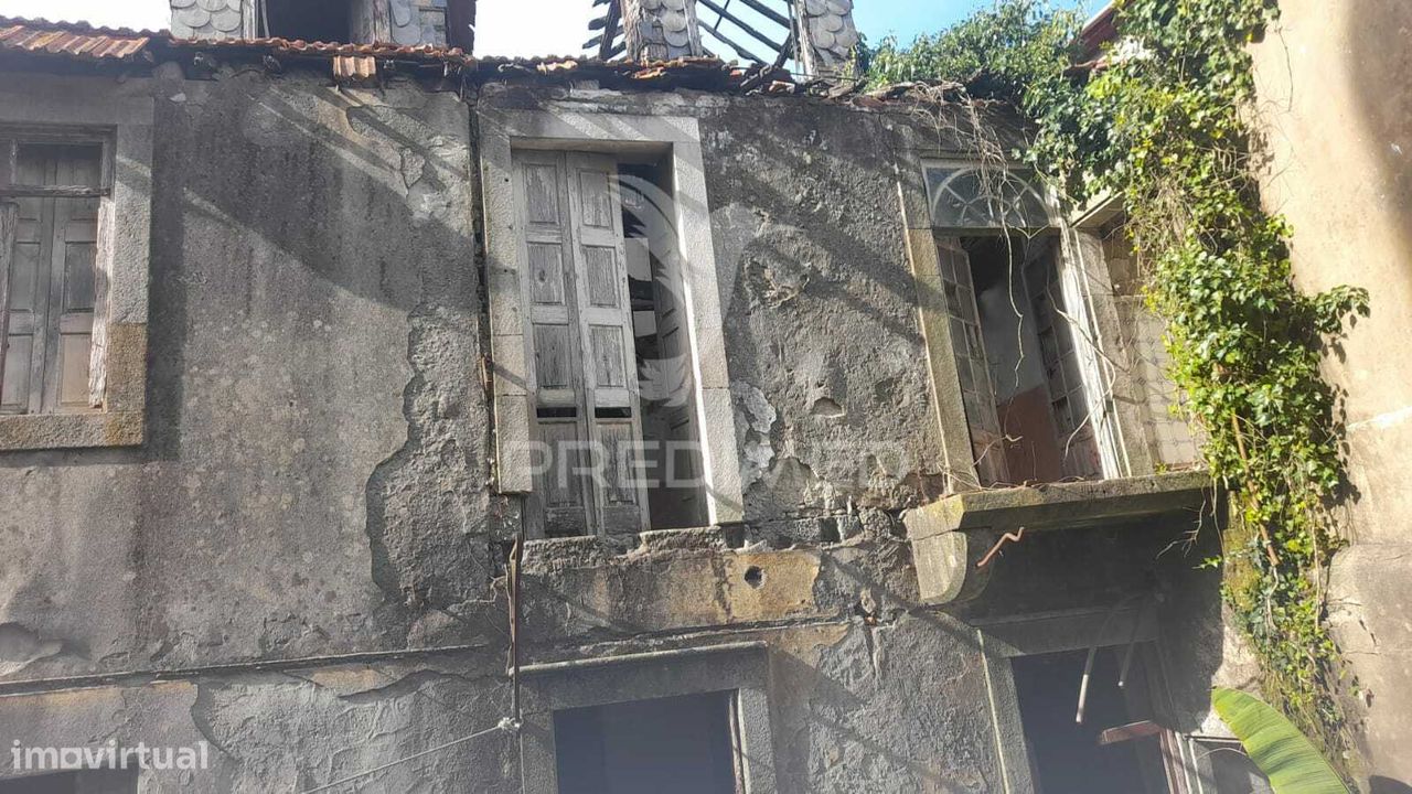 9 غرف نوم بناية في Vila Nova de Gaia, Portugal رقم 78309