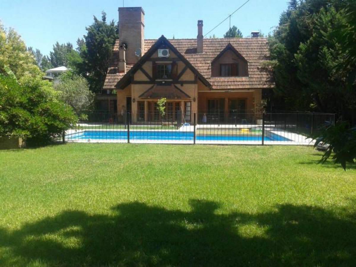 4 bedrooms House in Tigre, Argentina No. 82441