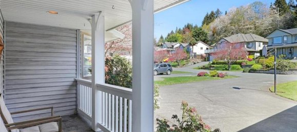 5 bedrooms House in British Columbia, Canada No. 1335 12