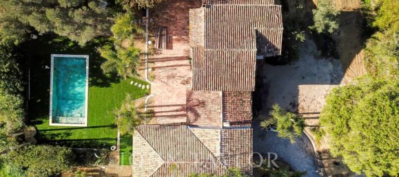 Вилла с 6 спальнями в Гримо, Франция № 291867 2