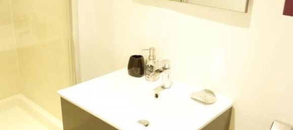 Квартира с 2 спальнями в Юзес, Франция № 194072 23