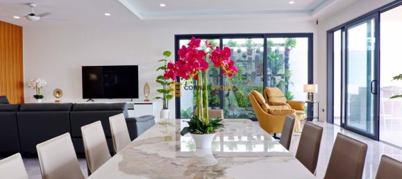 Дом 380м² в Паттайя, Таиланд № 58333 11