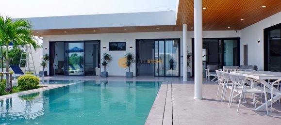 Дом 380м² в Паттайя, Таиланд № 58333 14