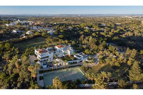 Villa T6 em Porches, Portugal N.º 150022