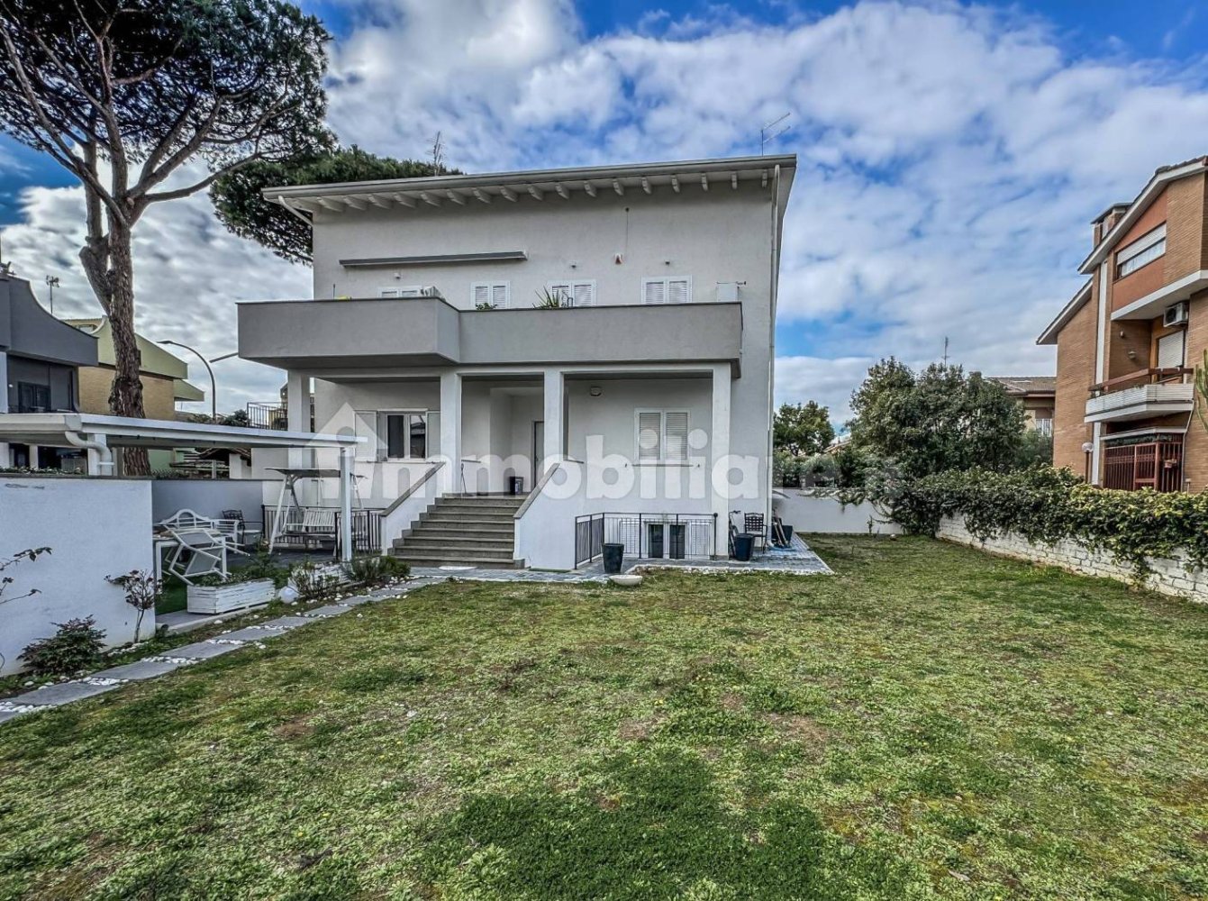 5 bedrooms Duplex in Rome, Italy No. 129407