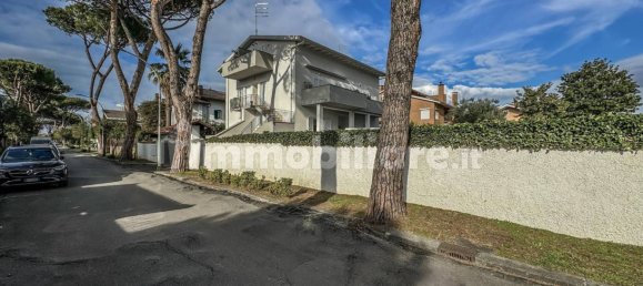 5 bedrooms Duplex in Rome, Italy No. 129407 31
