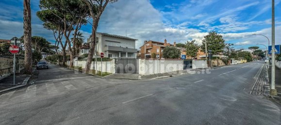 5 bedrooms Duplex in Rome, Italy No. 129407 30