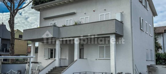 5 bedrooms Duplex in Rome, Italy No. 129407 26